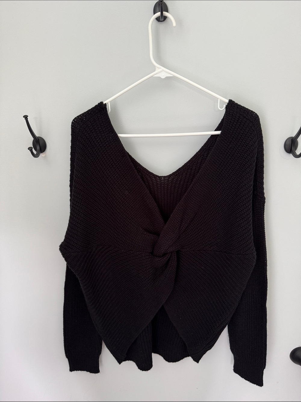 Black Twist-Back Knit Sweater - Women